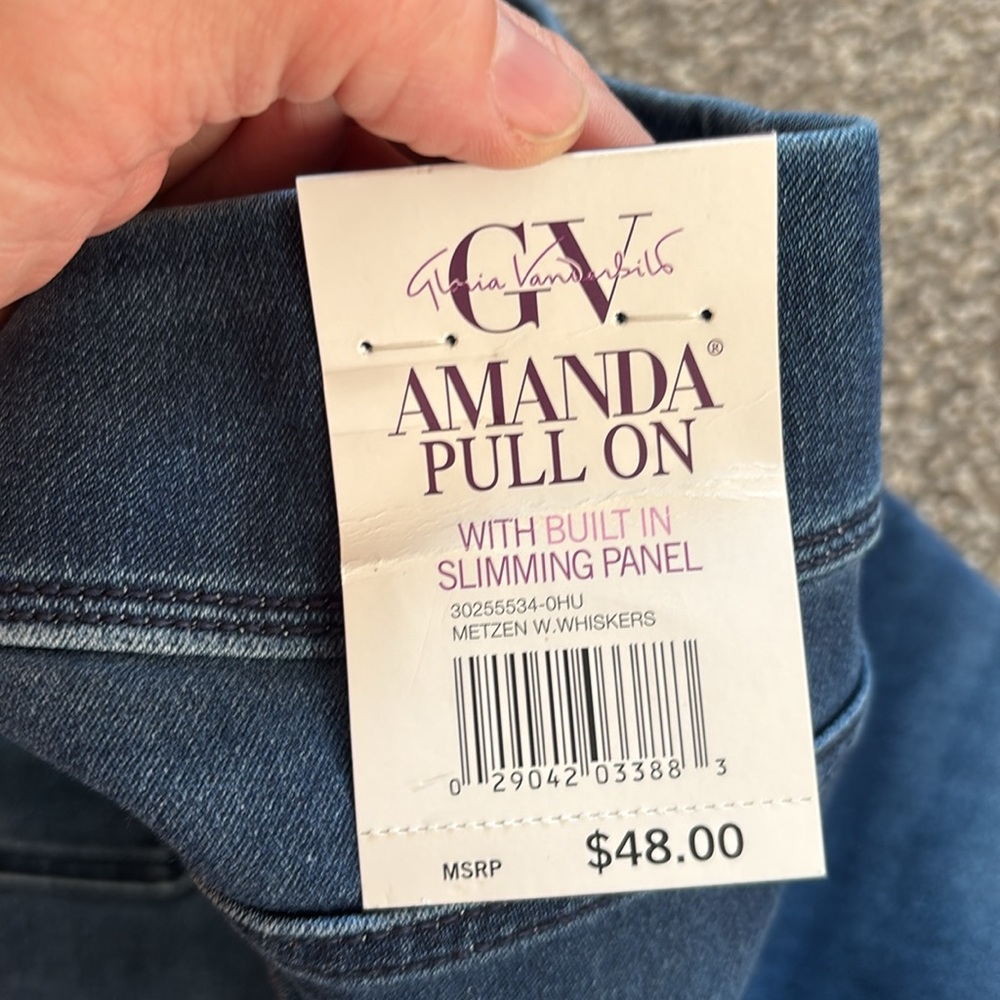Pull On Jeans by Gloria Vanderbilt - Picture 3 of 6